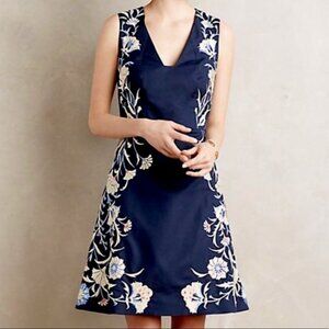 MOULINETTE SOEURS Anthropologie Bellflower Blue Embroidered dress Sz 8